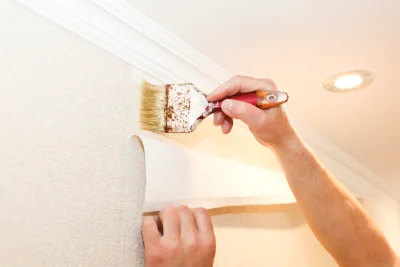 Pose de papier peint à Rimons — revêtements muraux et toiles de verre
